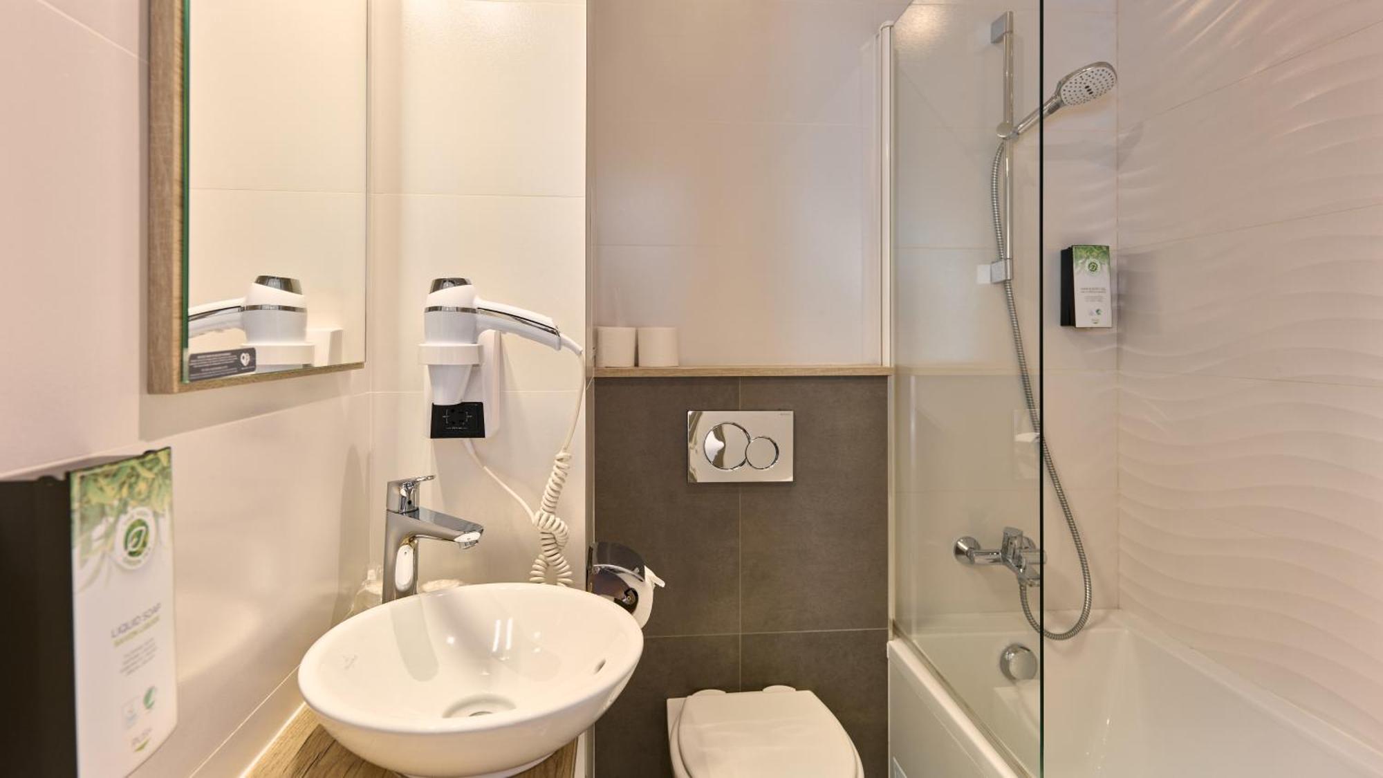 Campanile Prime - 14 Maine Montparnasse Paris