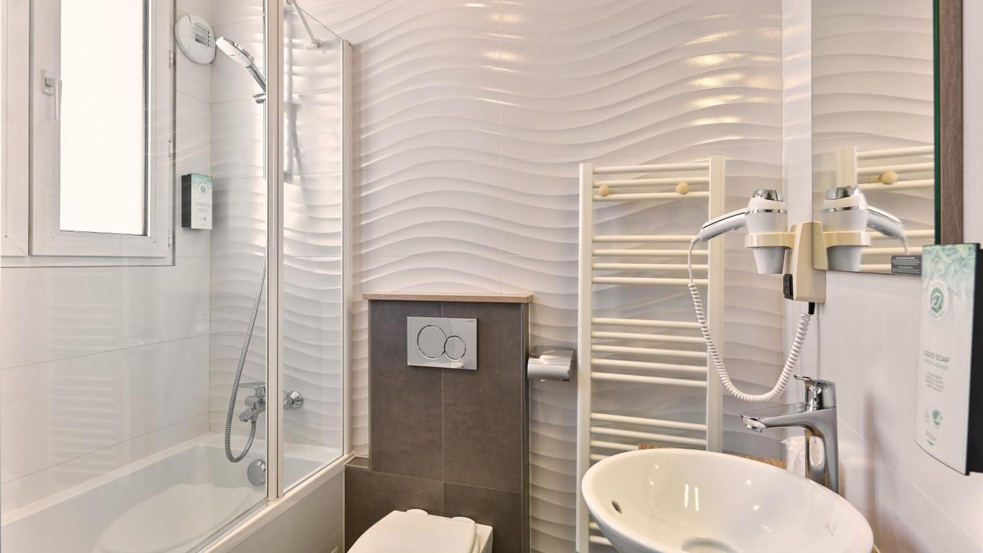 Campanile Prime - 14 Maine Montparnasse 3*
